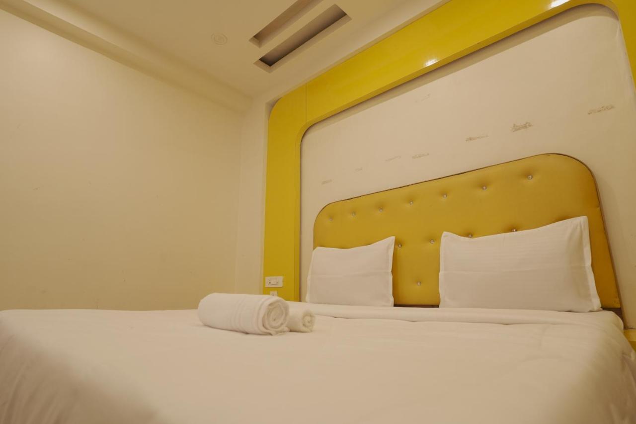 ניו דלהי Hotel Leo Continental מראה חיצוני תמונה