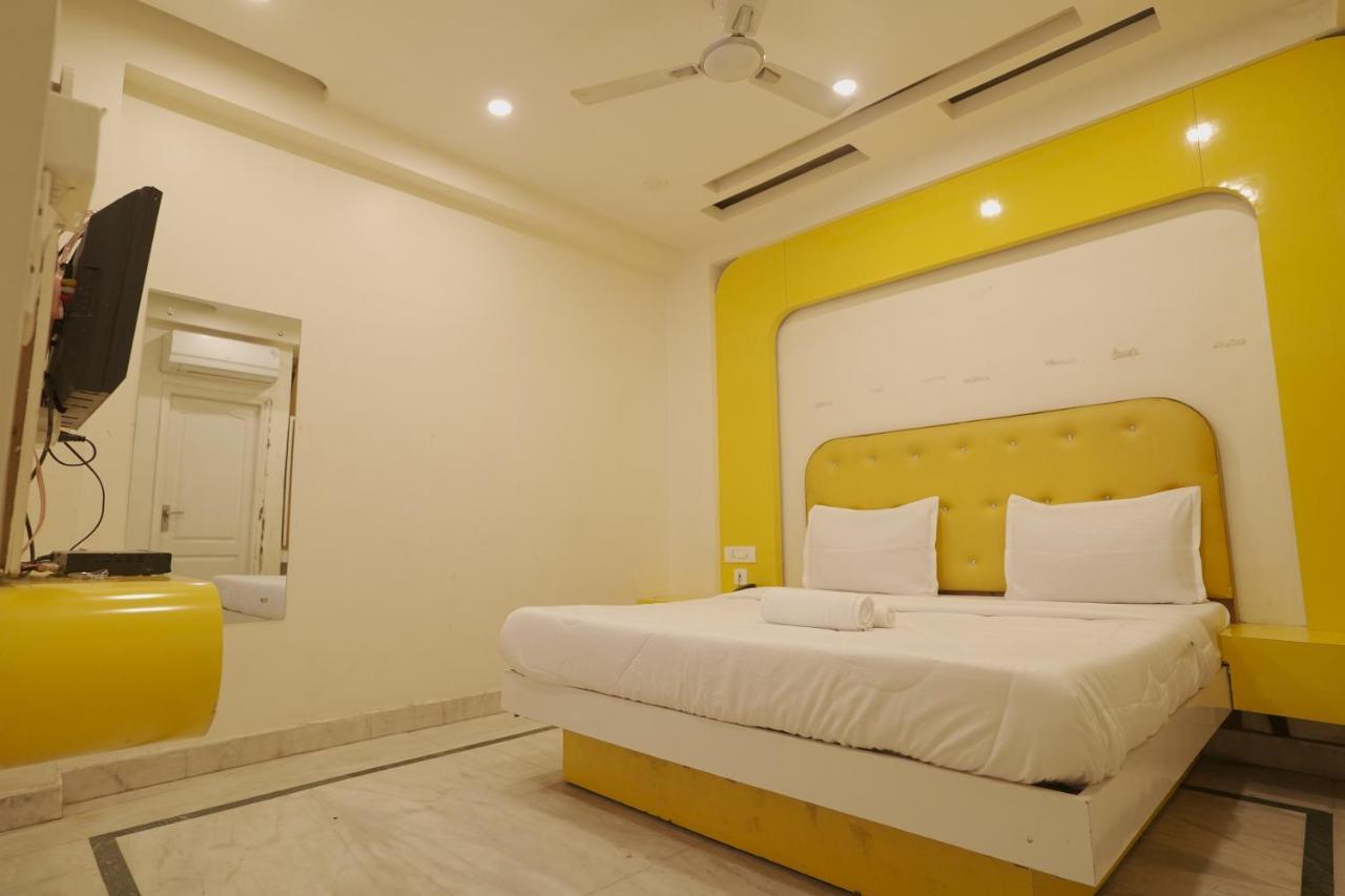 ניו דלהי Hotel Leo Continental מראה חיצוני תמונה