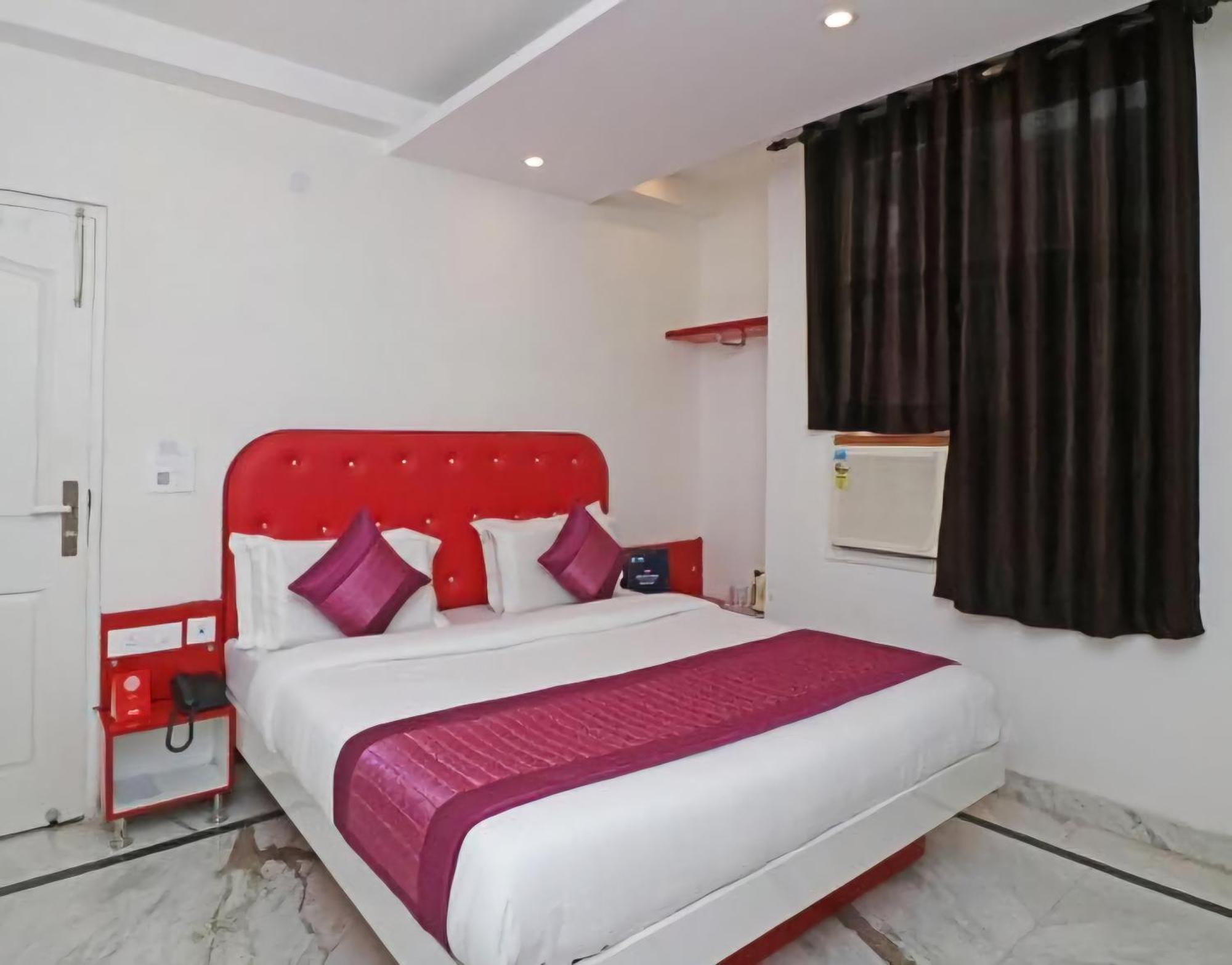 ניו דלהי Hotel Leo Continental מראה חיצוני תמונה